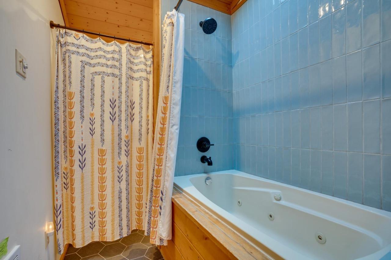 Leavenworth Cabin With Private Hot Tub! Екстер'єр фото